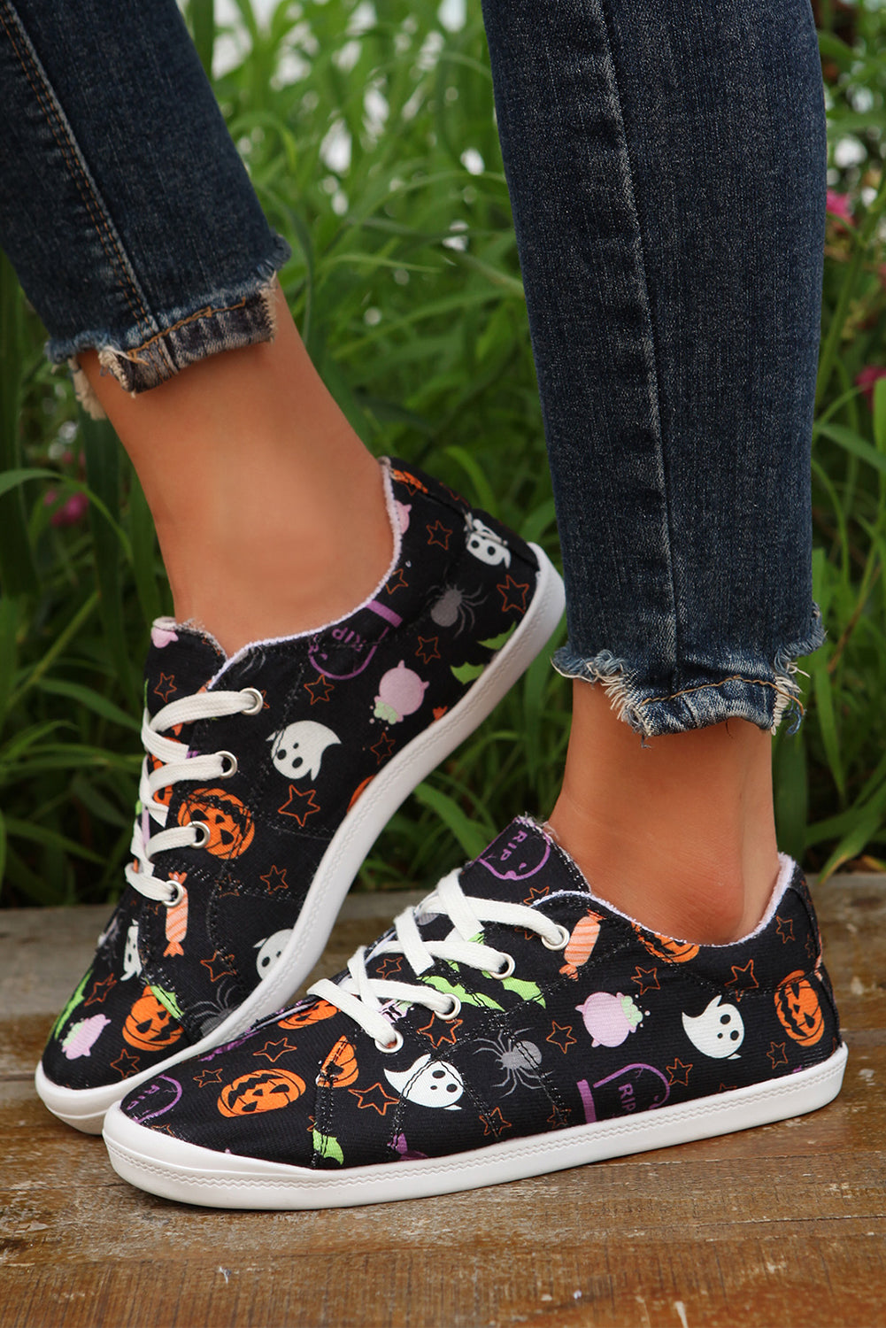 Bright White Halloween Ghouls & Pumpkin Sneakers